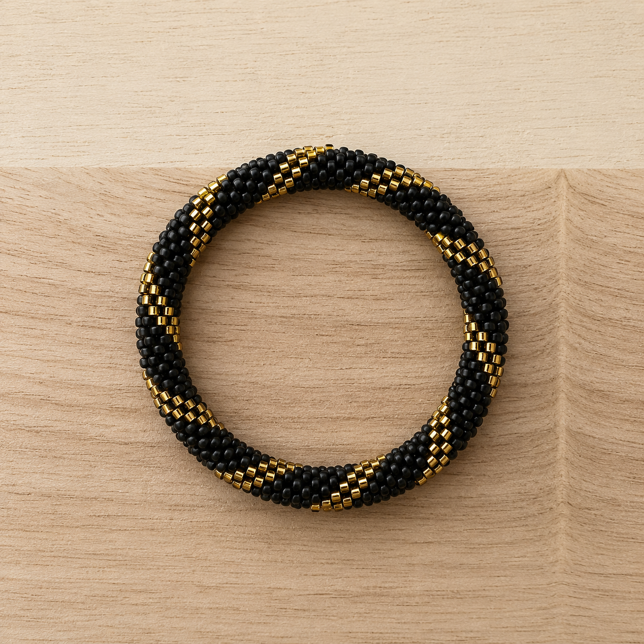 Bracelet népalais – Trésors de Ava BlackGOLD03