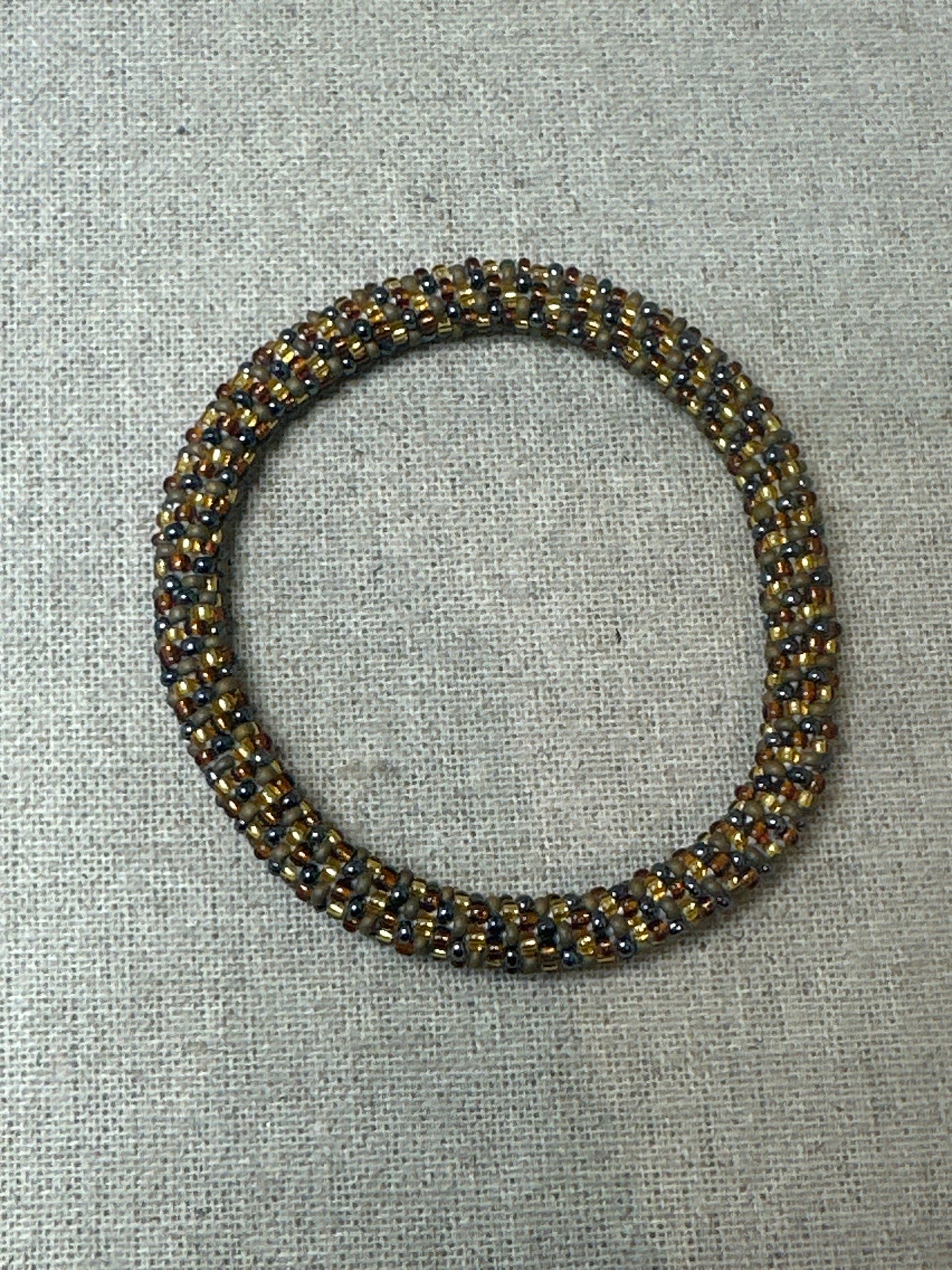 Bracelet népalais doré et noir SA-174