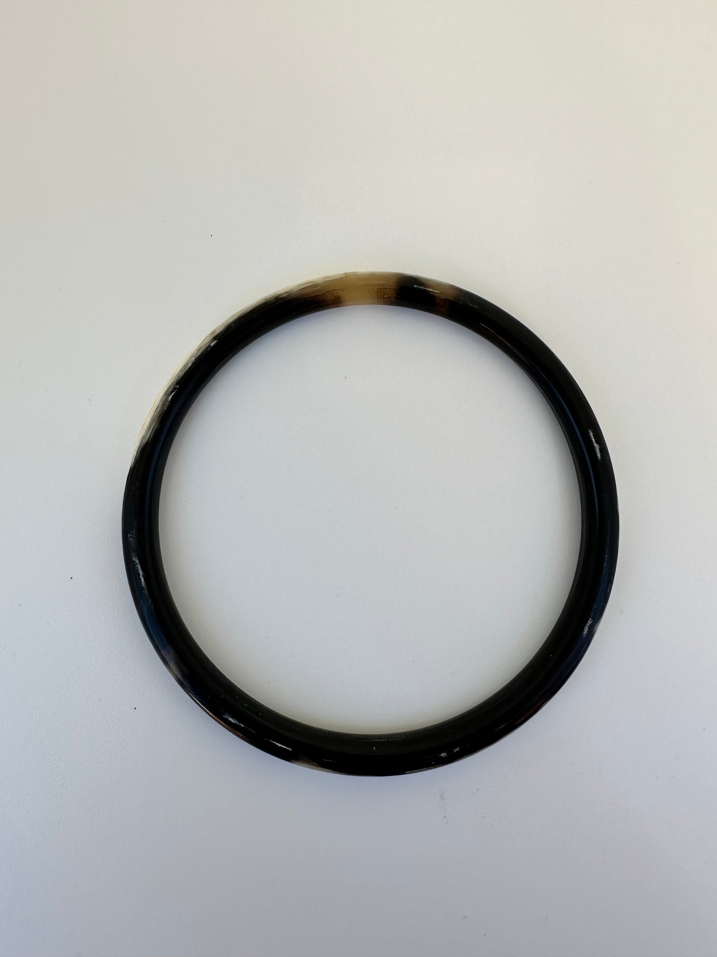 Bracelet en corne naturelle foncé