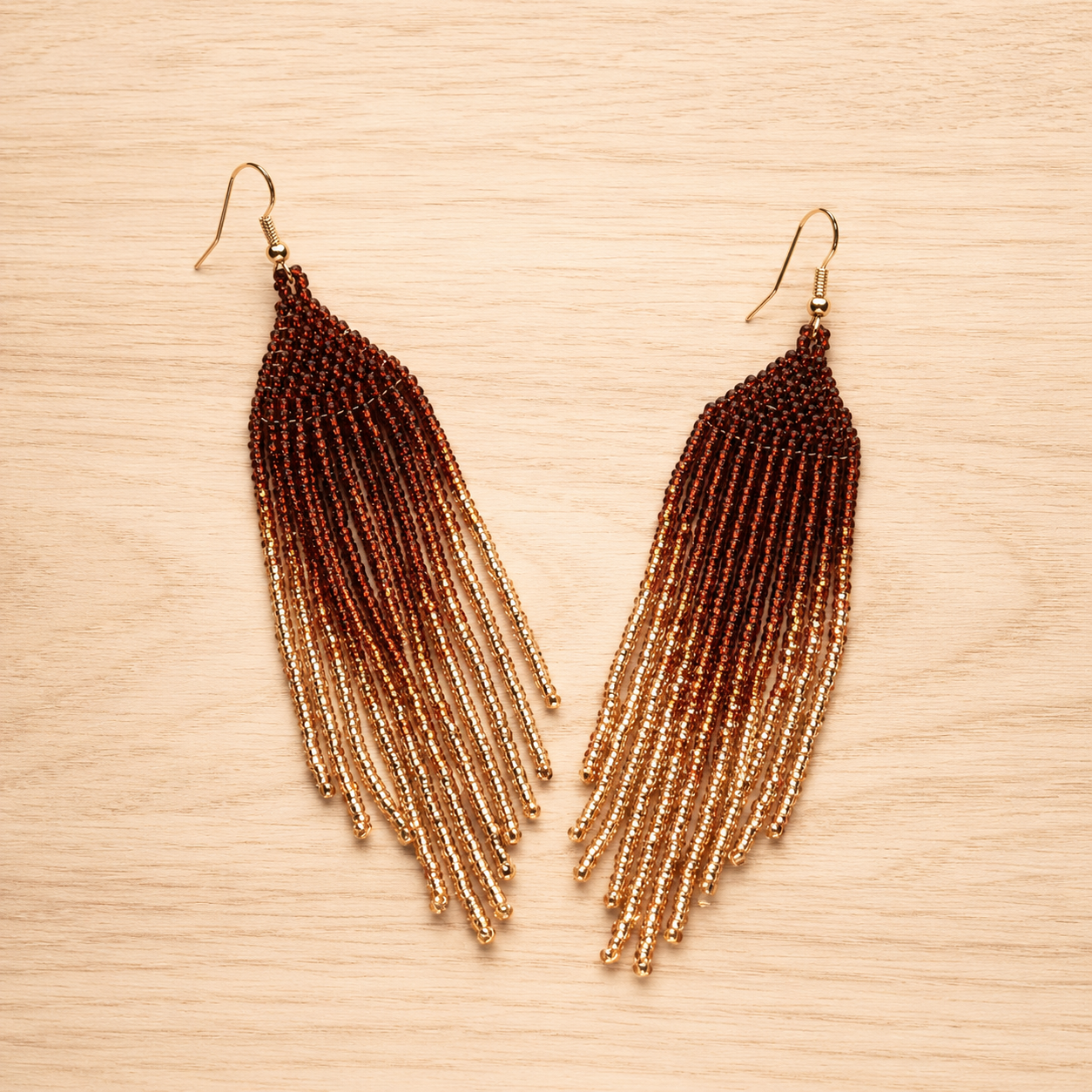 Boucles d’oreilles longues tissées en perles de verre Amara  – Trésors de Ava