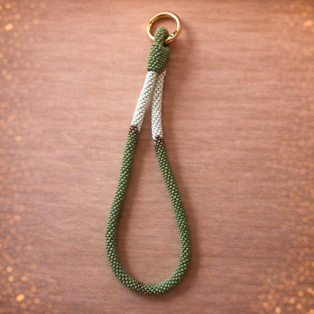 Dragonne de Téléphone Portable Népalais en Perles de Verre #DRA10 kaki
