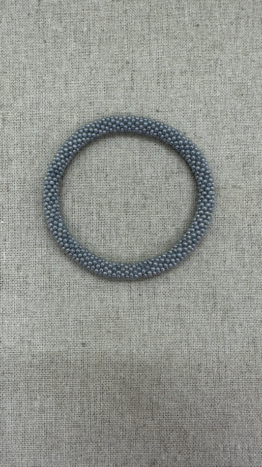 Bracelet népalais gris moyen SA-146
