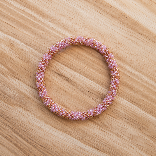 Bracelet népalais  – Trésors de Ava mauve pastel