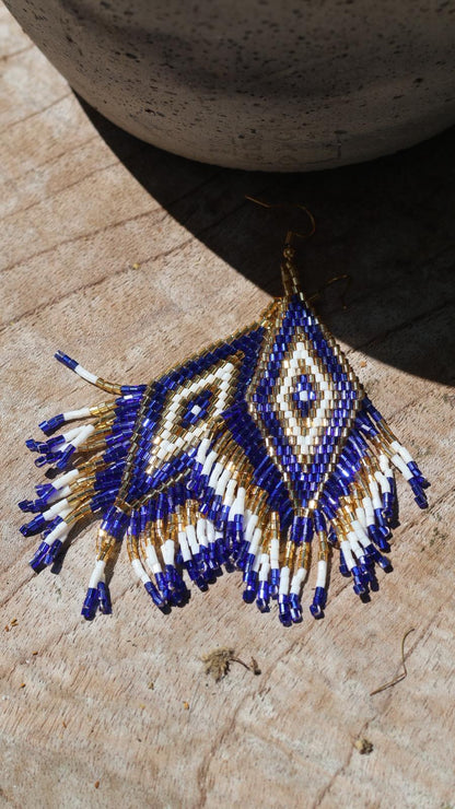 Boucles d'oreilles indiennes ANAYA bleu dure, blanc et doré