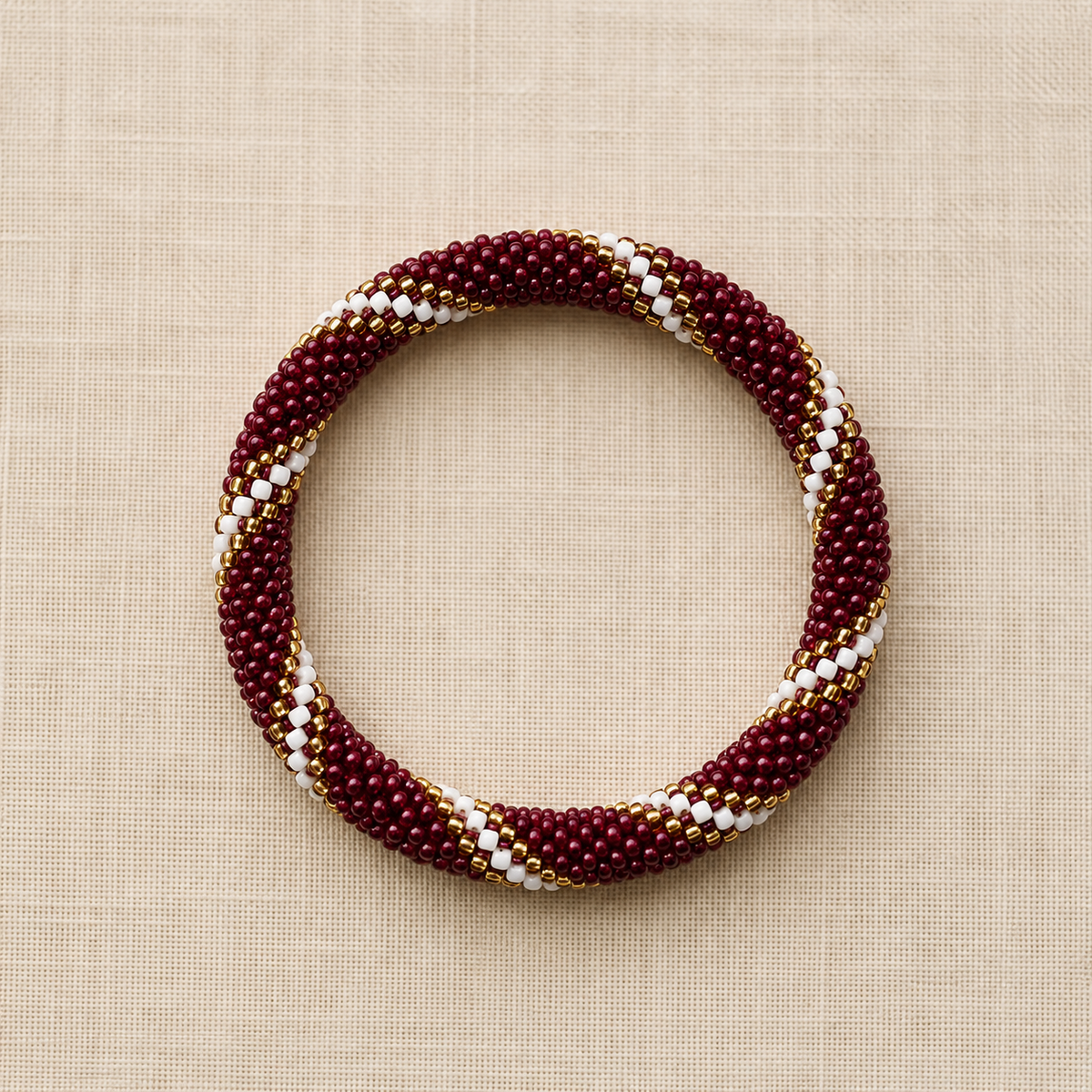 Bracelet népalais bordeaux – Trésors de Ava