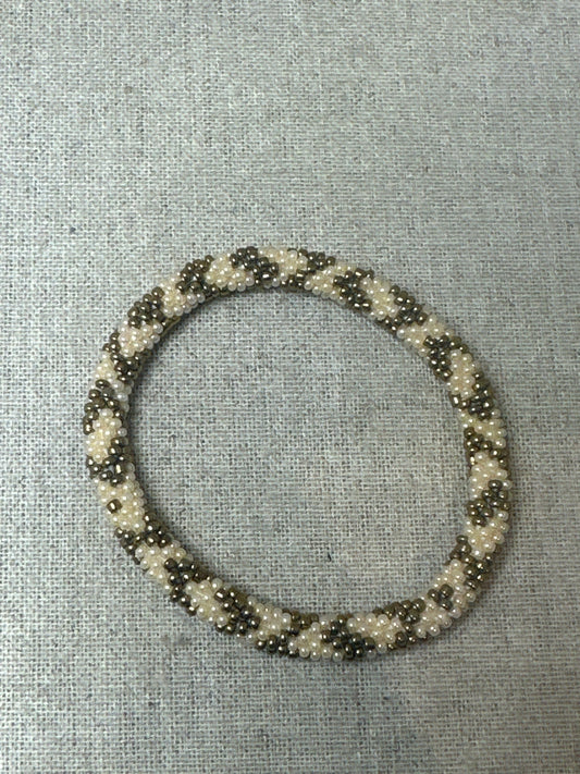 Bracelet népalais blanc doré SA-172