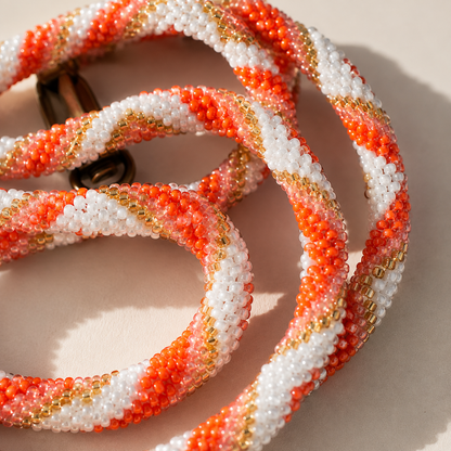 Cordon de téléphone orange ethnic – Tissé artisanalement | Trésors de Ava