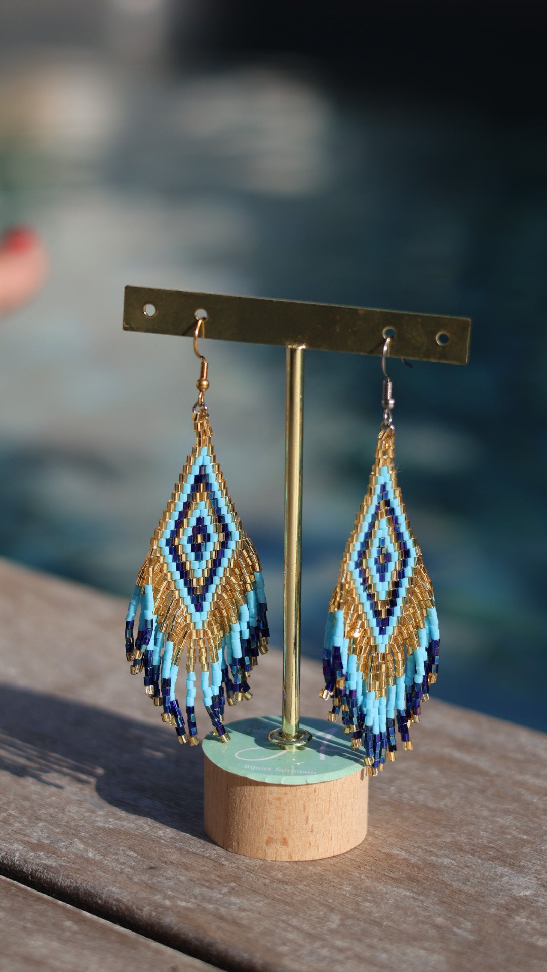 Boucles d'oreilles indiennes ANAYA bleu dure,  bleu ciel et doré